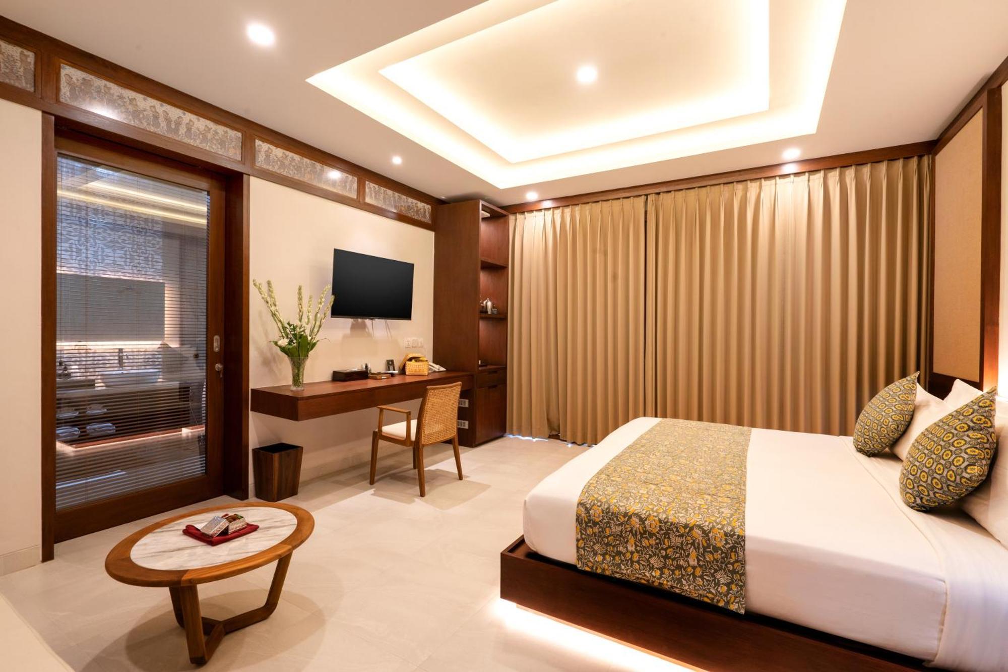 Svarga Bebek Resor 4*